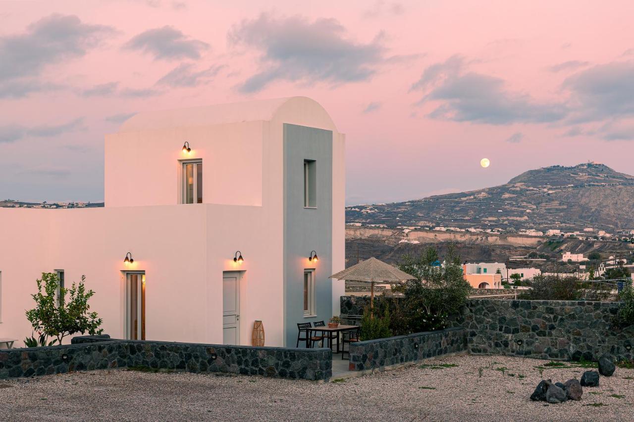 Alafropetra Luxury Suites Akrotiri  Exterior photo